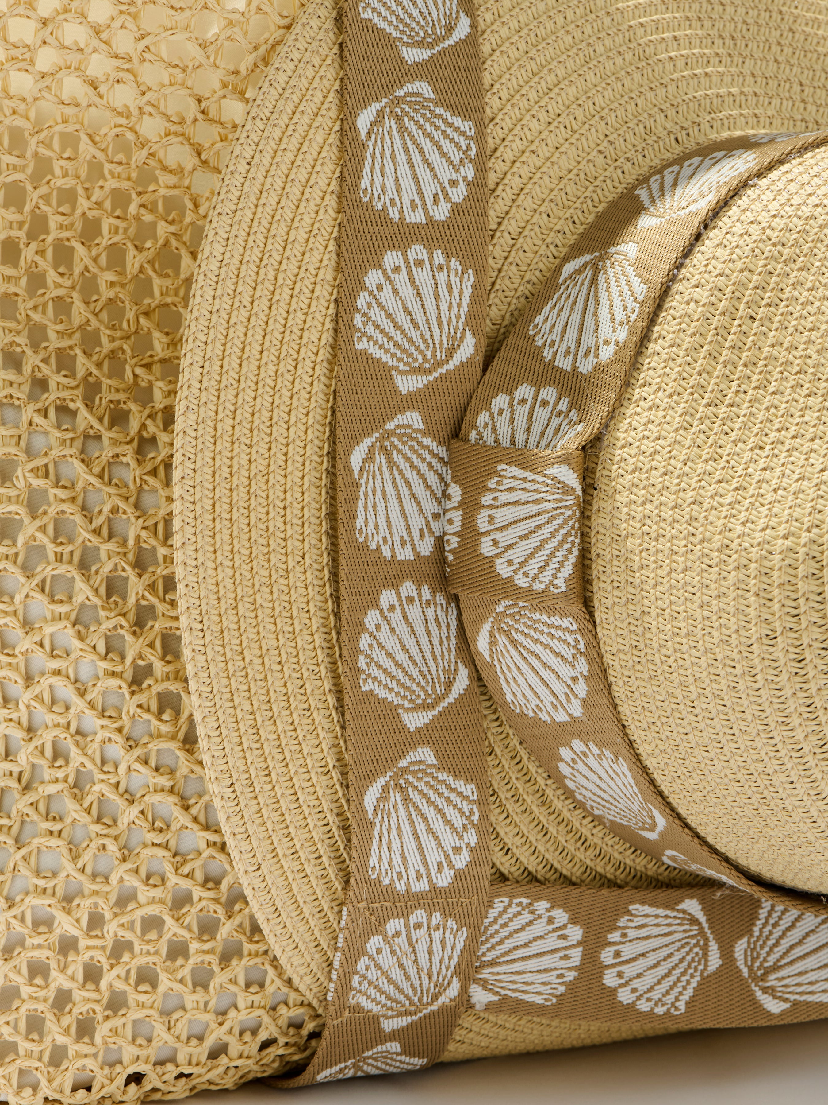 Shelly Tote and Hat Set, Tan