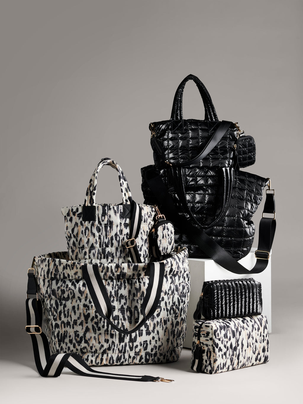 Ezra Travel Tote
