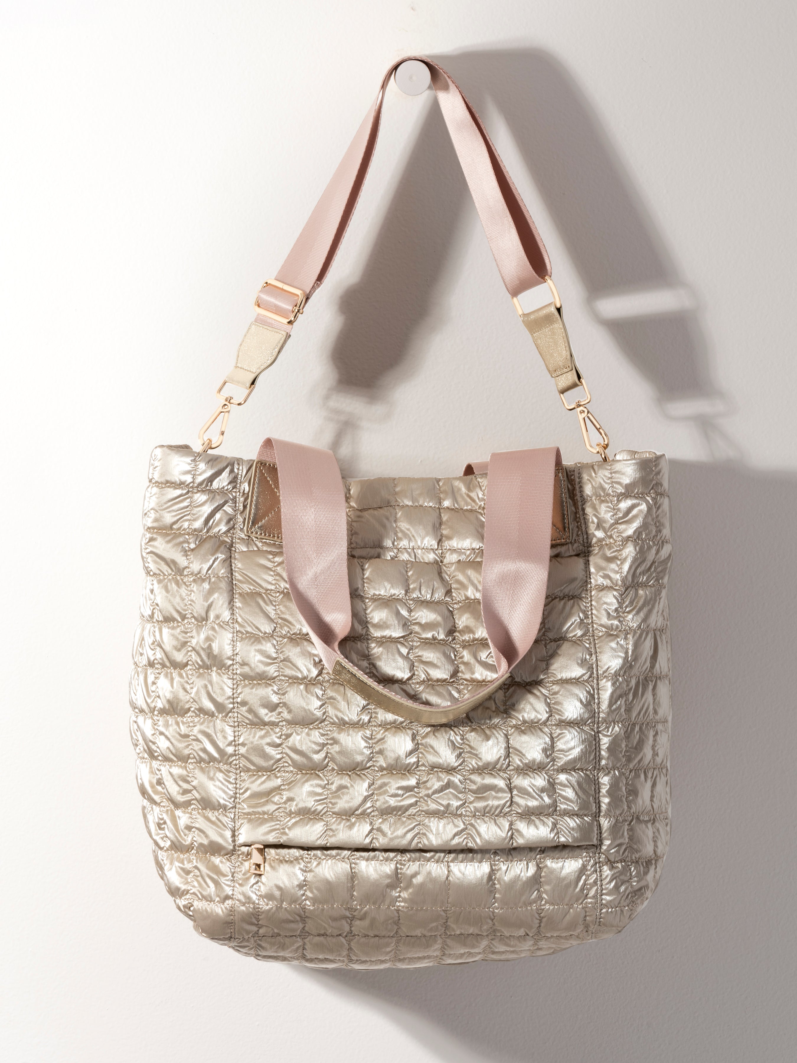 Logan Travel Tote