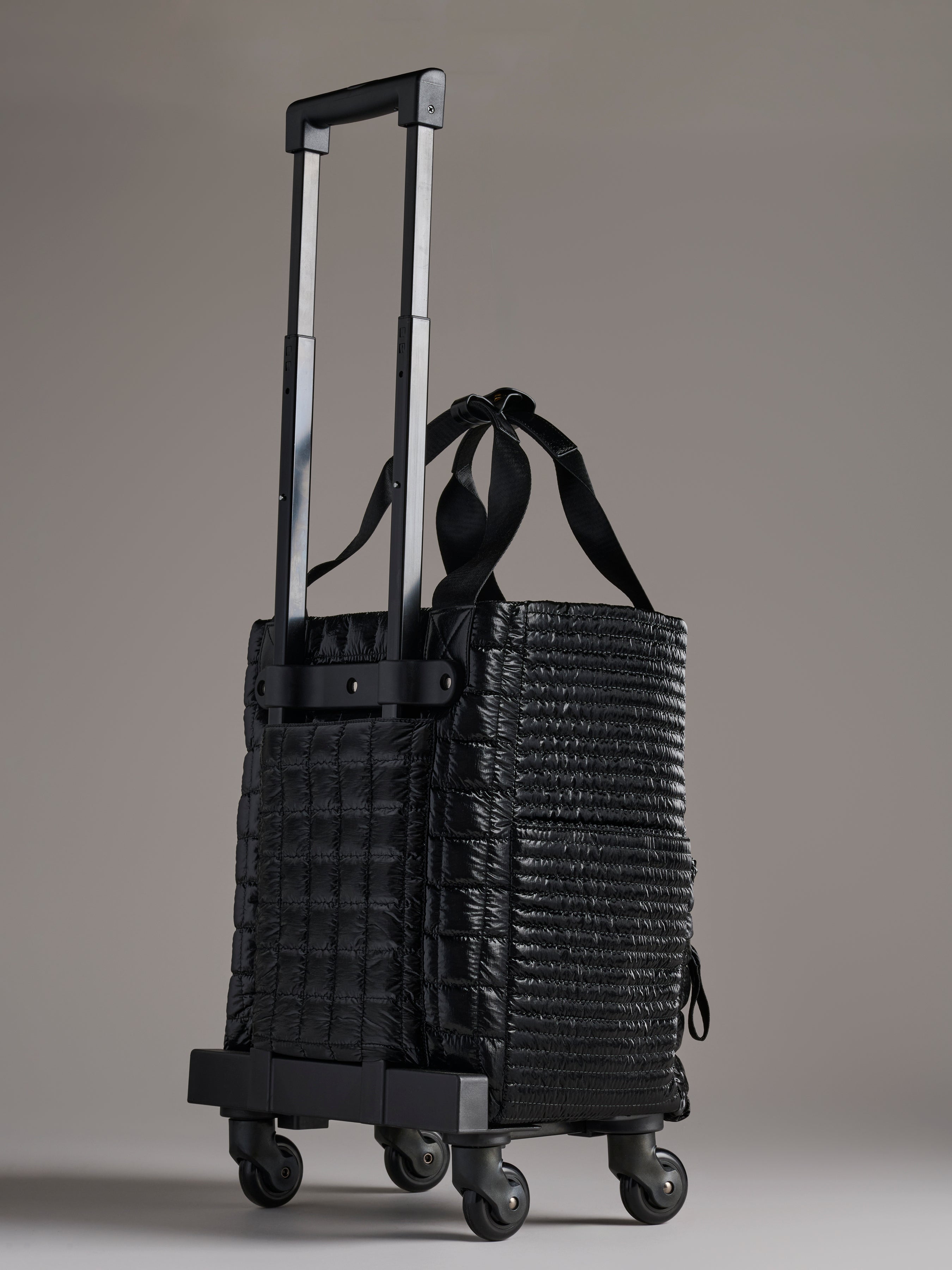 Logan 360° Roller Tote