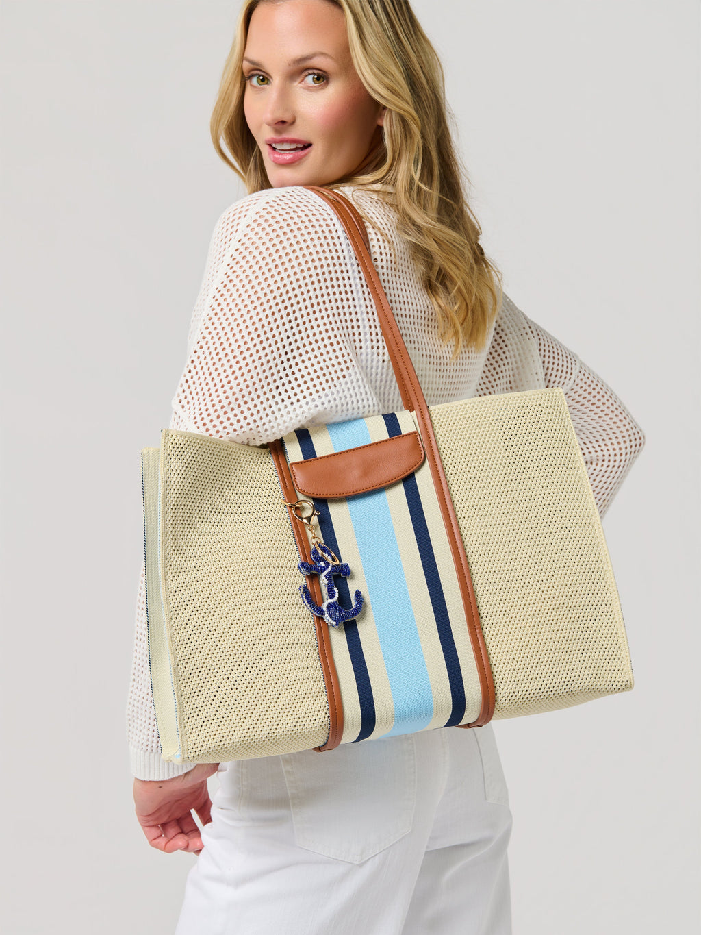Aria Boxy Tote